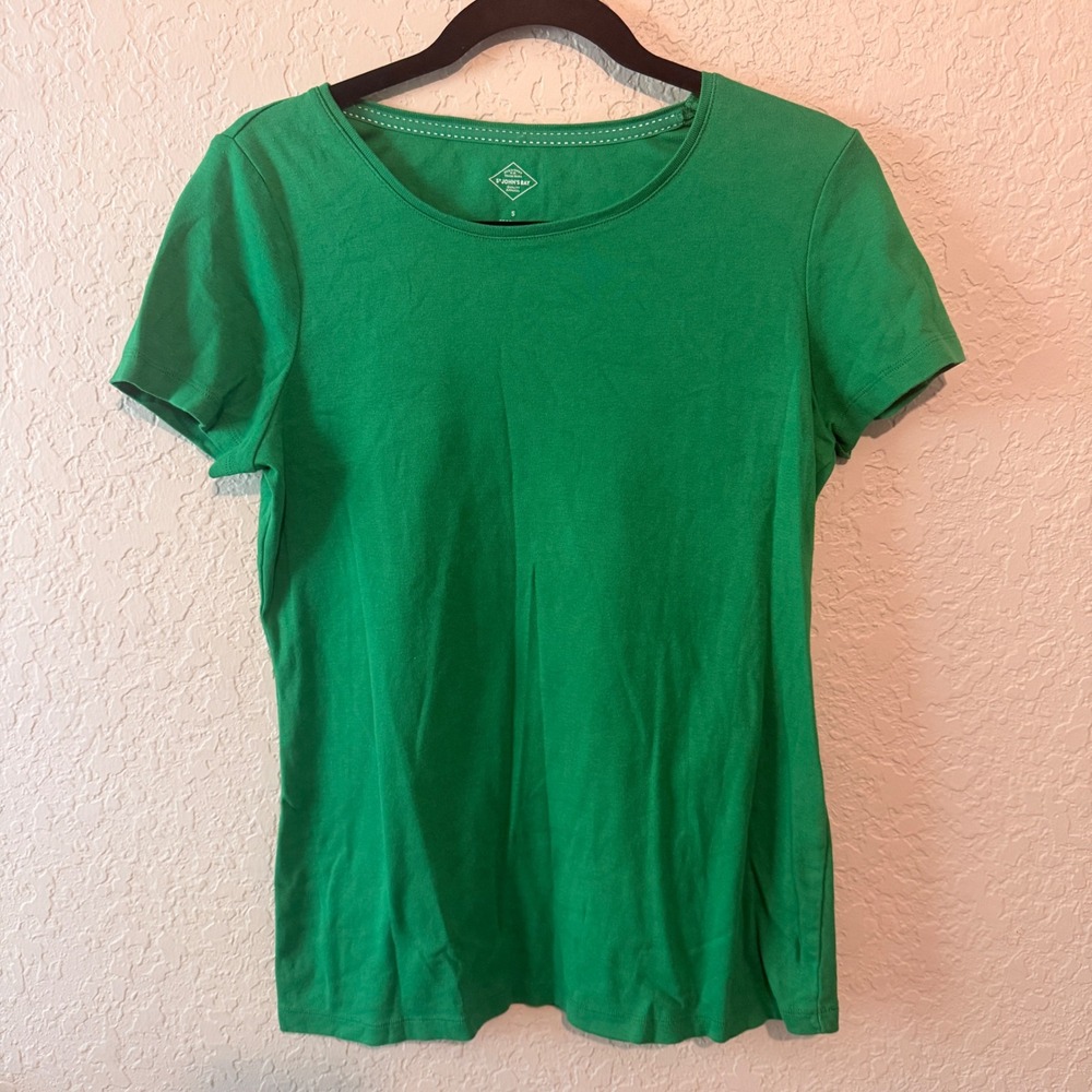 St Johns Bay Essential Tee Size S Green Crew Neck Short Sleeve Cotton T-Shirt